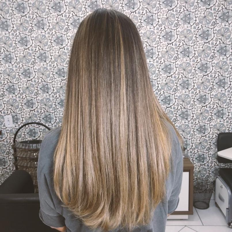 Escova em Blumenau – Deixe Seus Cabelos Perfeitos no Dannilo Cabeleireiro Escova em Blumenau – Deixe Seus Cabelos Perfeitos no Dannilo Cabeleireiro