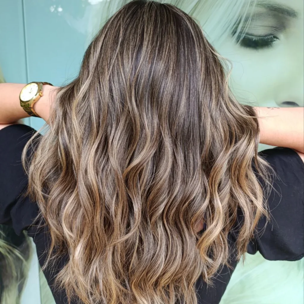Coloração e mechas – Dannilo Cabeleireiro, Água Verde, Blumenau - SC – foto 3