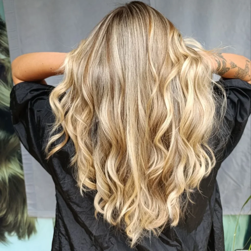 Coloração e mechas – Dannilo Cabeleireiro, Água Verde, Blumenau - SC – foto 5