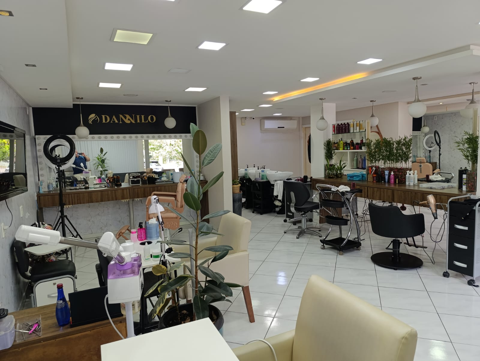 Salão de Beleza em Blumenau – Melhor Atendimento no Dannilo Cabeleireiro Salão de Beleza em Blumenau – Melhor Atendimento no Dannilo Cabeleireiro