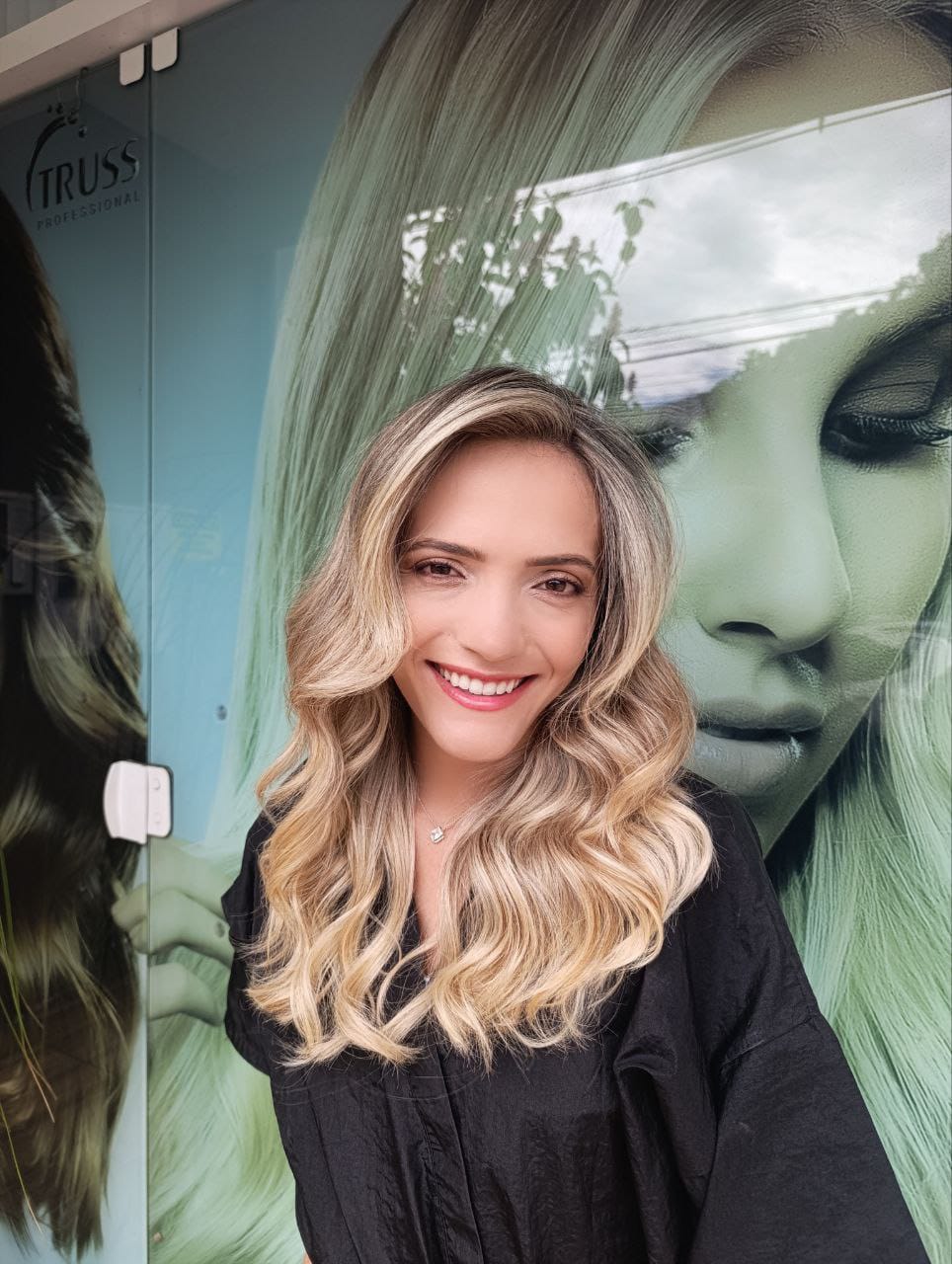 Mechas em Blumenau – Transforme seu visual com Dannilo Cabeleireiro