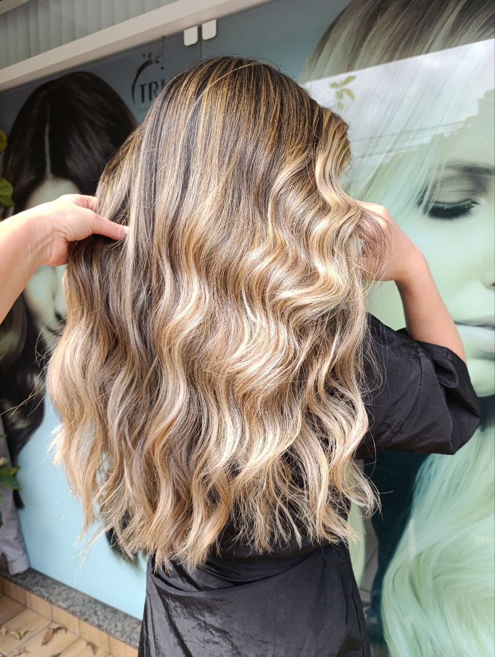 Mechas em Blumenau – Transforme seu visual com Dannilo Cabeleireiro