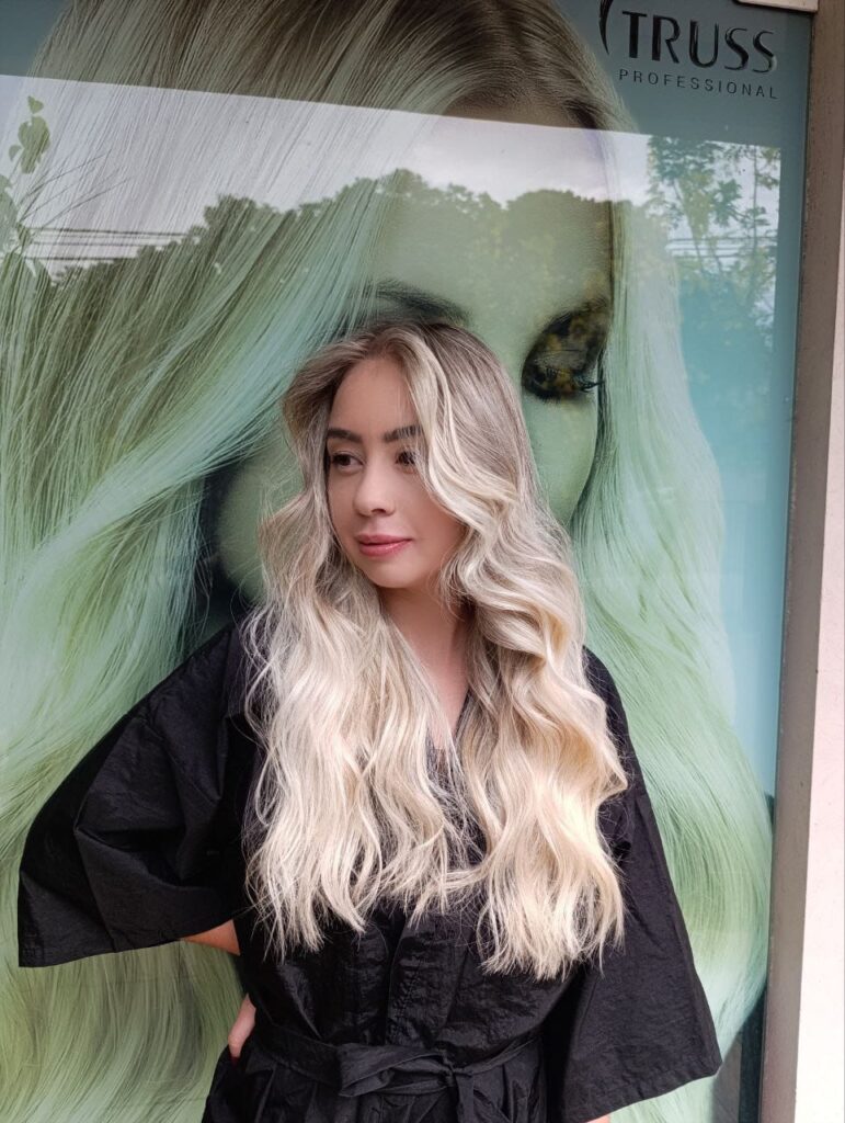 Coloração e mechas – Dannilo Cabeleireiro, Água Verde, Blumenau - SC – foto 24